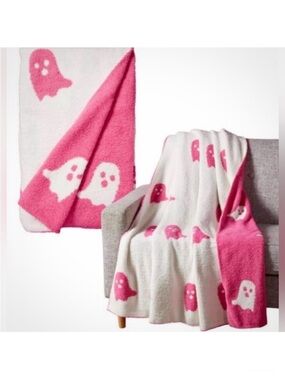 NEW! CUPCAKES & CASHMERE Hot Pink Ghosts Reversible Oversized Throw Blanket NWT!
